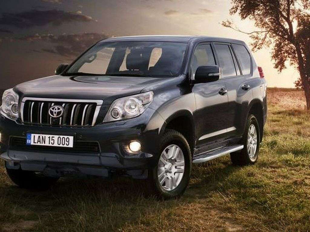 Bilmatter til Toyota Landcruiser J15 2009 - 2024