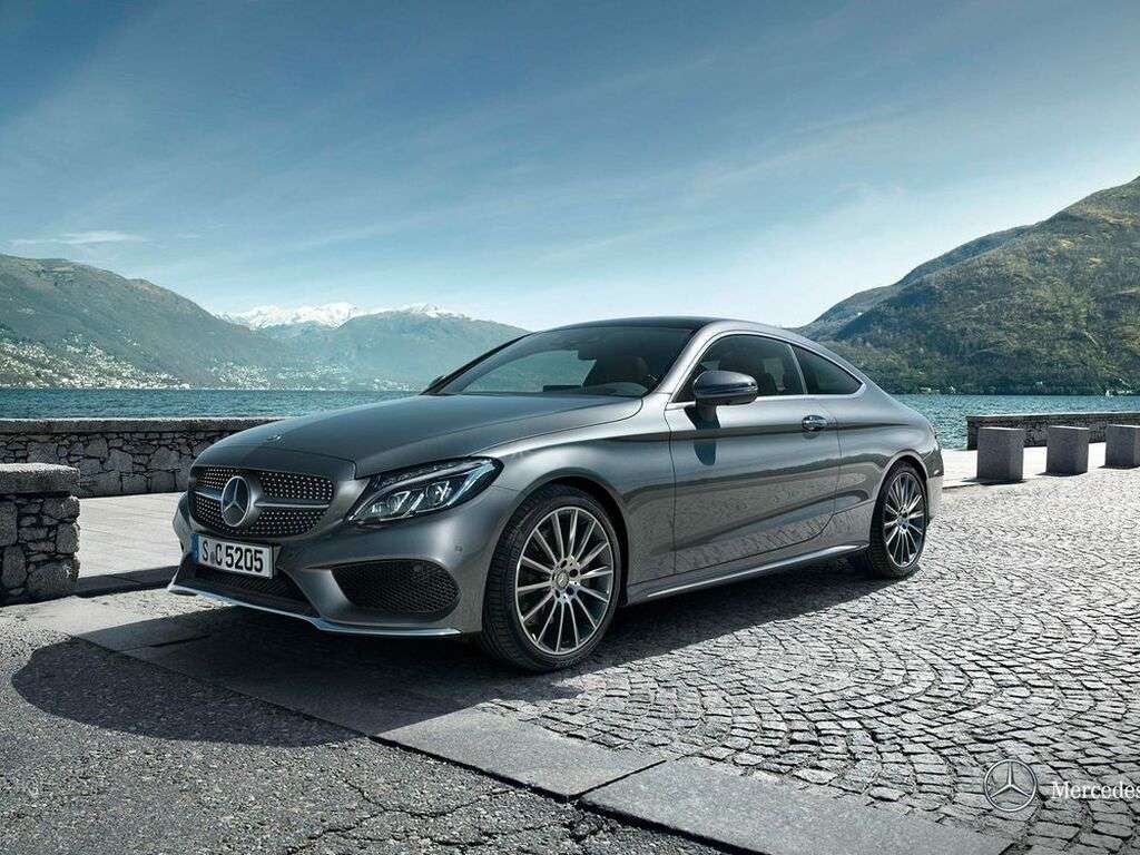 Bagasjeromsmatte til Mercedes C-Klasse C205 2015 - 2024
