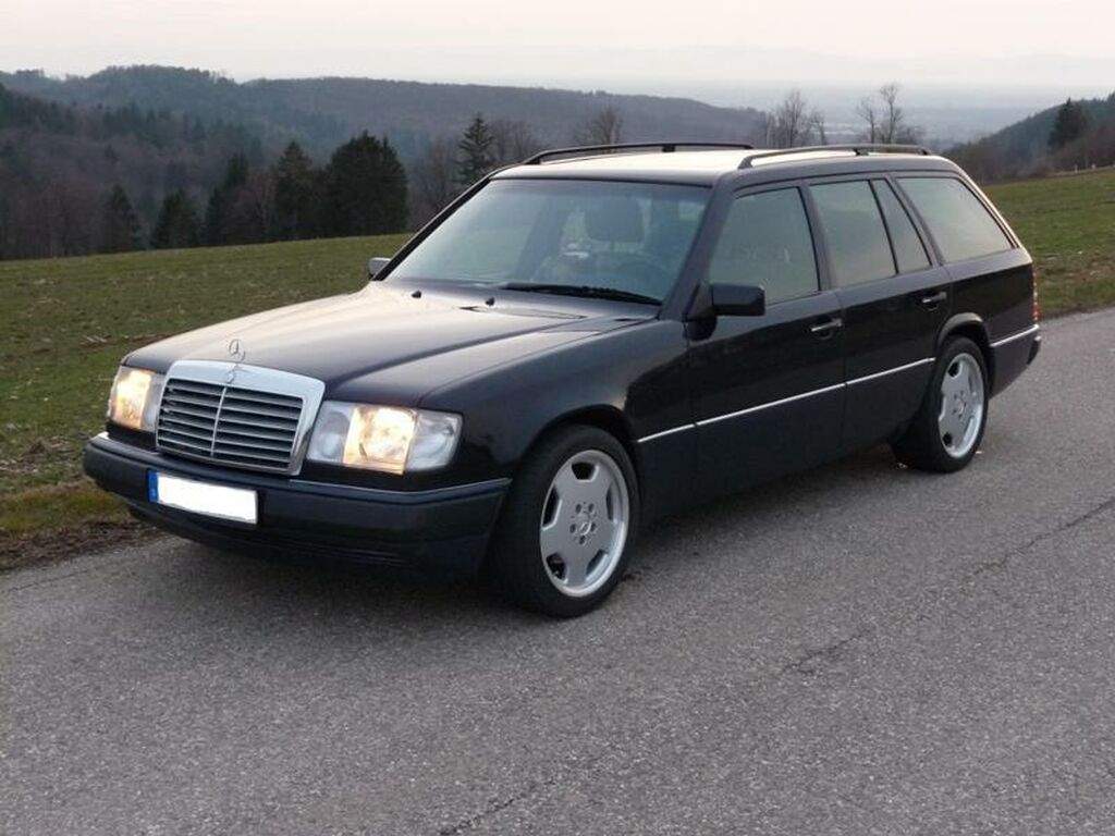 Bagasjeromsmatte til Mercedes E-Klasse W124/S124/C124 1985 - 1996