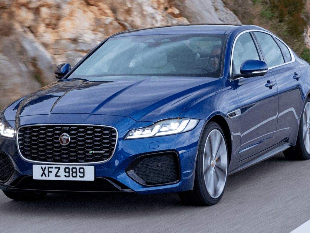 Bagasjeromsmatte til Jaguar XF 2015 - 2024