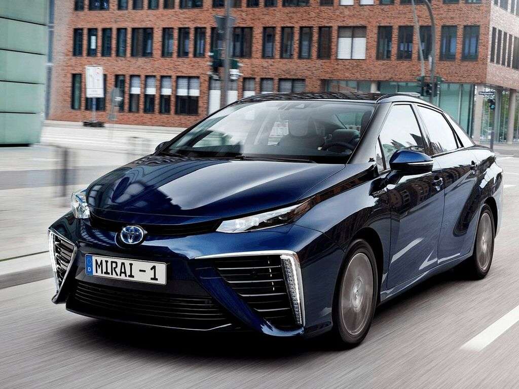 Bilmatter til Toyota Mirai 2016 - 2021