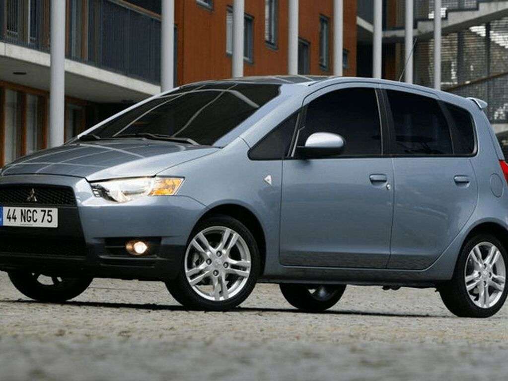 Bagasjeromsmatte til Mitsubishi Colt 2008 - 2012