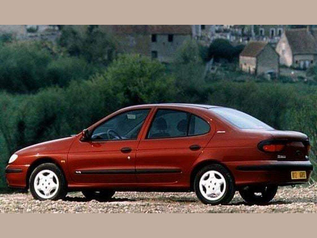 Bagasjeromsmatte til Renault Megane 1996 - 2002