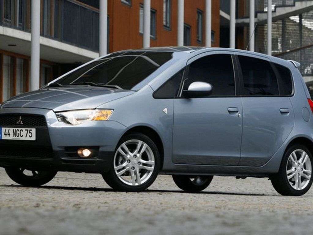 Bagasjeromsmatte til Mitsubishi Colt 2008 - 2012