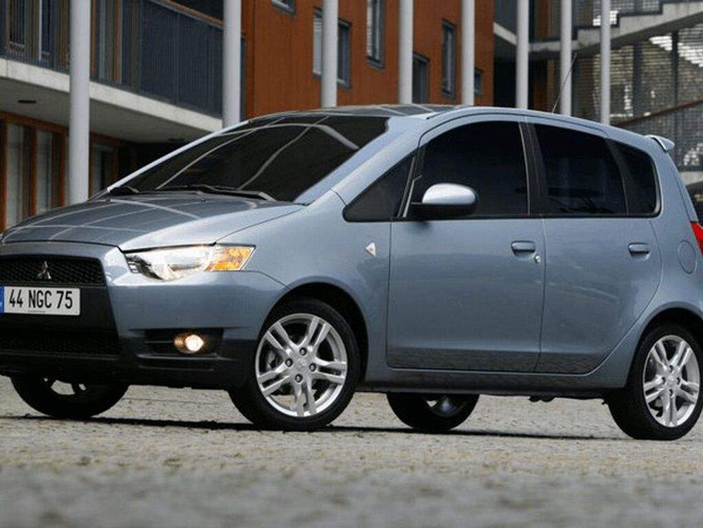 Bagasjeromsmatte til Mitsubishi Colt 2008 - 2012