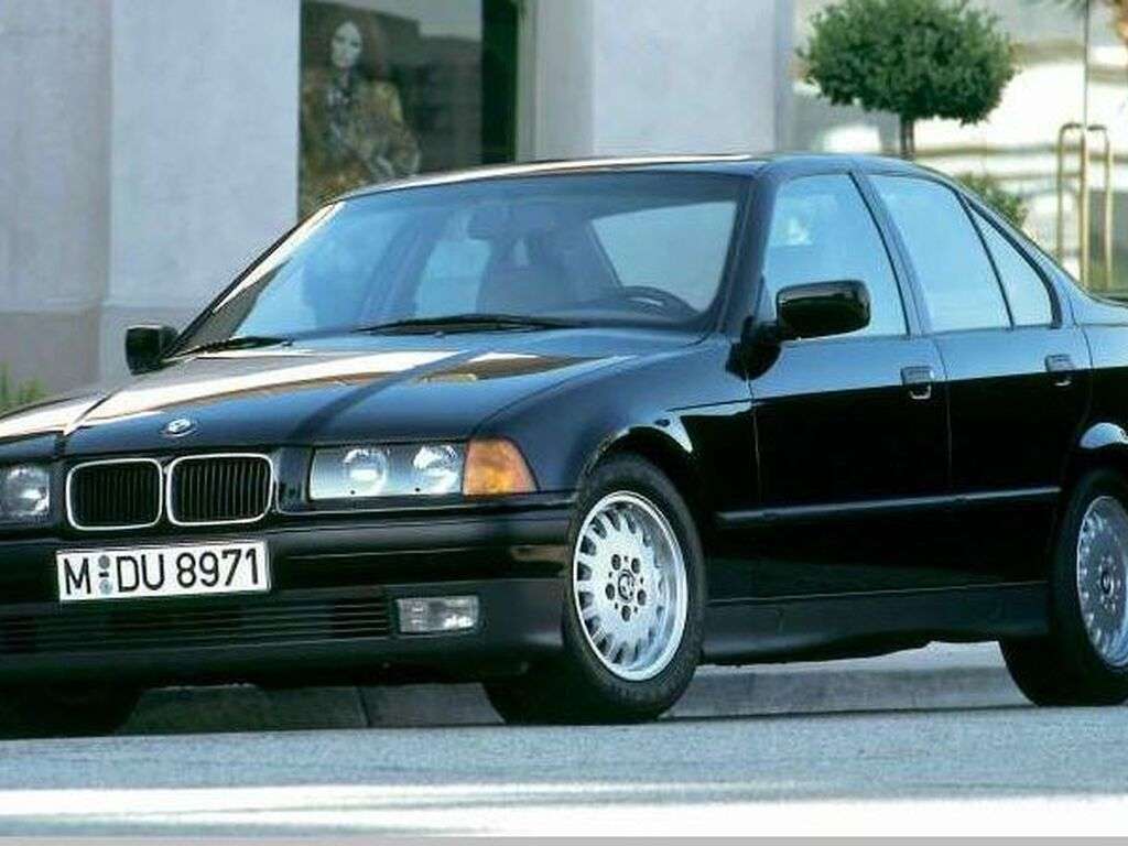 Bagasjeromsmatte til BMW 3-serie E36 1990 - 2000