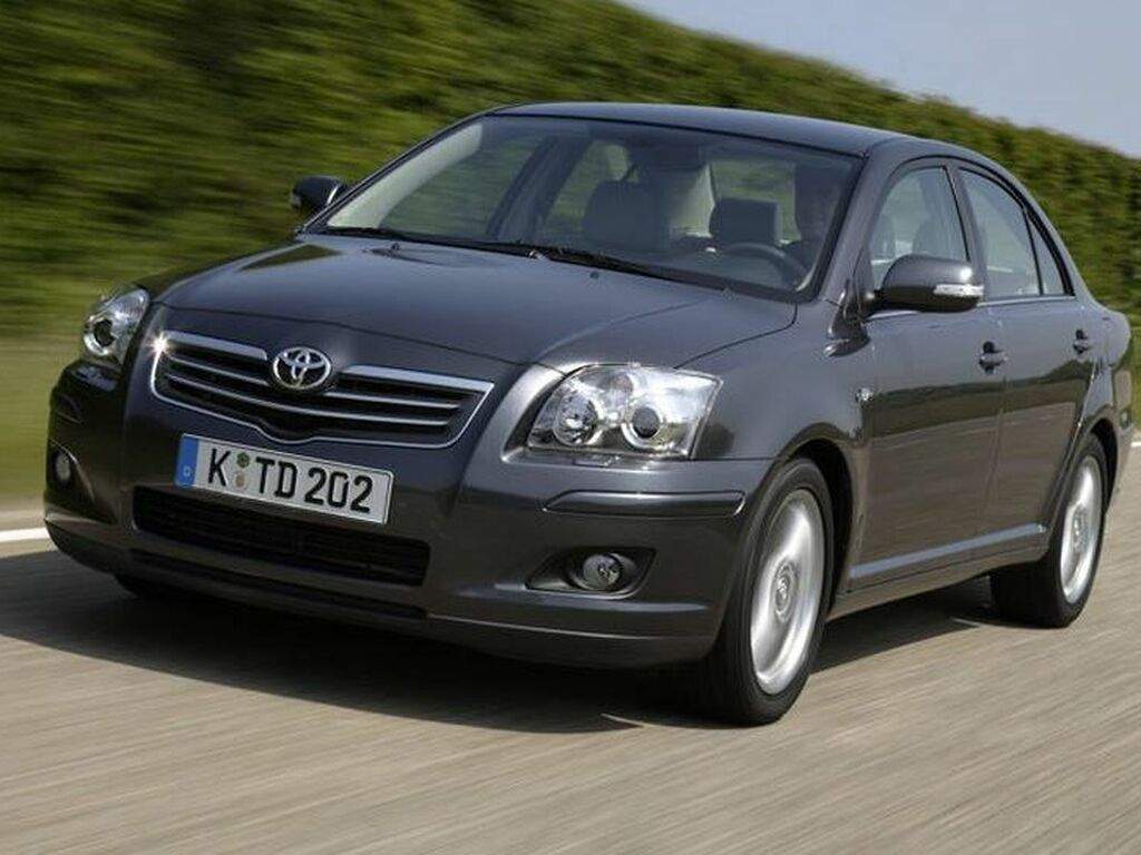 Bilmatter til Toyota Avensis 2003 - 2006