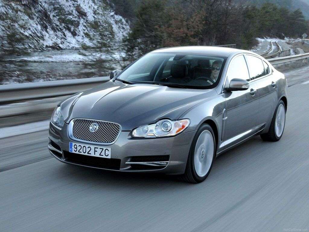 Bilmatter til Jaguar XF 2008 - 2015
